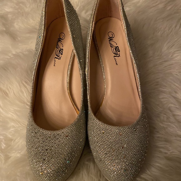 Glitter Heels - Picture 7 of 8